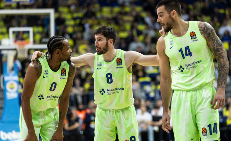 El Barça se impone al Fenerbahce con una remontada de orgullo en Estambul y se acerca al playoff