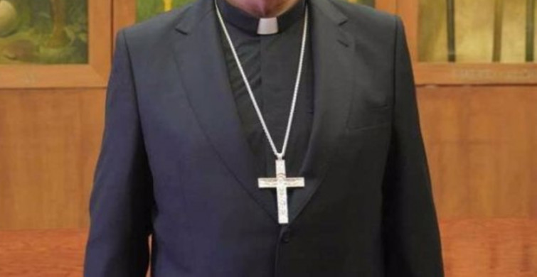Un hombre mata a tiros a un sacerdote su parroquia