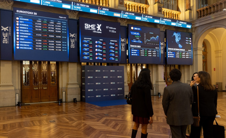 El Ibex 35 respira este martes y crece 2,37 puntos tras el desplome