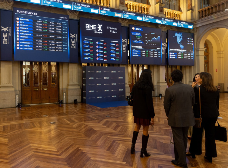 El Ibex 35 respira este martes y crece 2,37 puntos tras el desplome