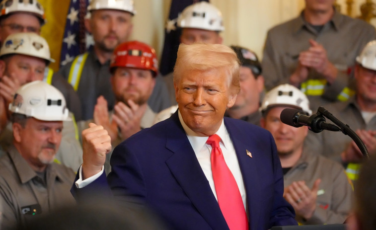 Trump se ríe de los líderes mundiales: 