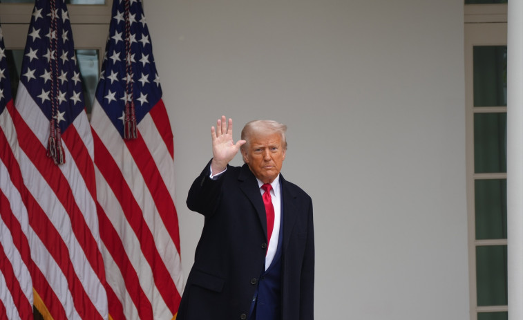 Trump pausa durante 90 días la aplicación de los aranceles y eleva los de China al 125%