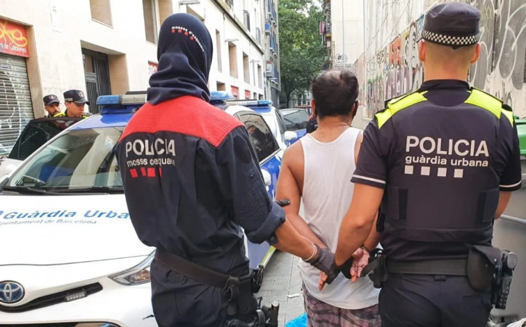 Del monocultivo turístico a los hurtos callejeros: la radiografía de la inseguridad en Barcelona