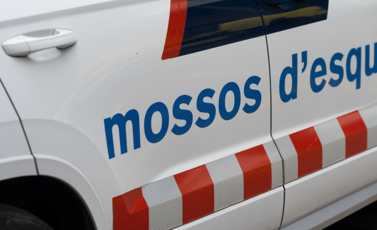 Un hombre muere por arma blanca en el puerto de Roda de Barà