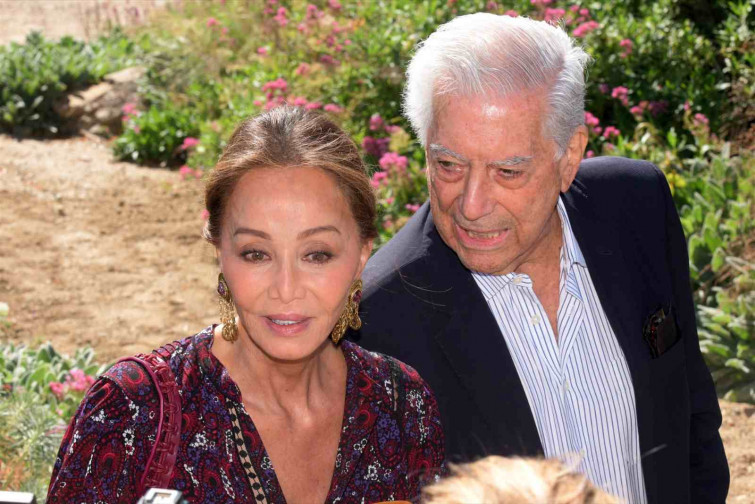 ¿Cómo ha recibido Isabel Preysler la noticia de la muerte de Vargas Llosa?