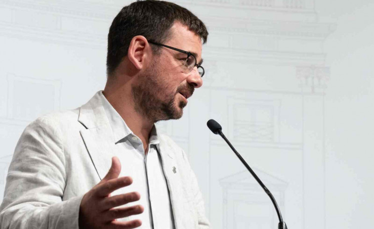 El alcalde de Girona, Lluc Salellas, anuncia la muerte de su hijo no nato