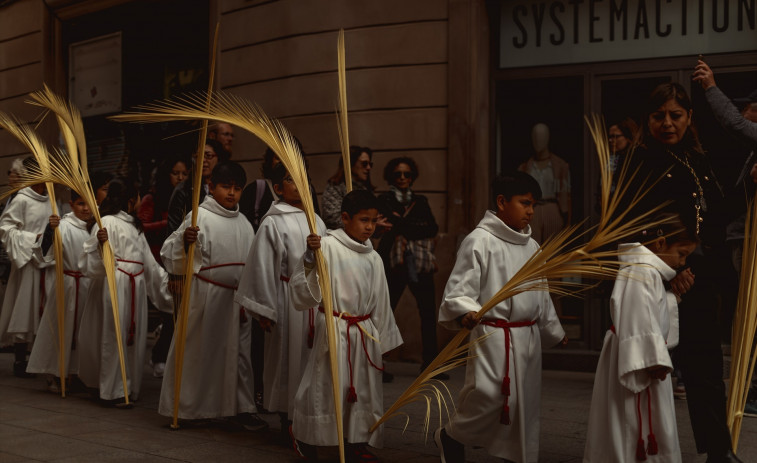 Llegan los festivos Semana Santa: estos son los consejos para protegerte en grandes aglomeraciones