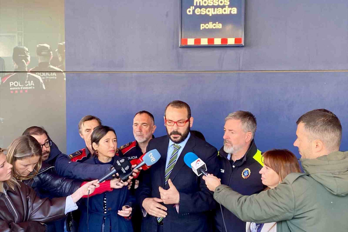 La consellera de Interior y Seguridad Pública, Núria Parlon, y el alcalde de Mataró, David Bote