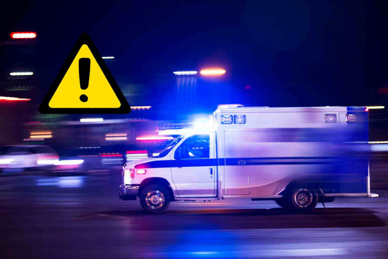 Una mujer de 38 años muere tras chocar contra una puerta de cristal mientras discutía con su novio