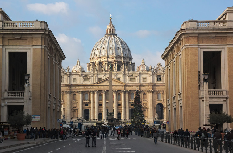 El Vaticano exige explicaciones tras el ataque israelí a la única iglesia católica en Gaza