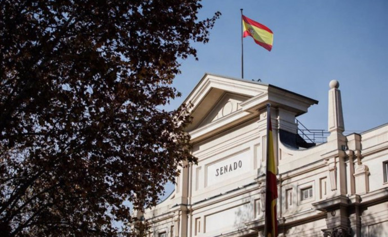 A vueltas con la ley para disolver asociaciones franquistas: esto es lo que dice el Senado