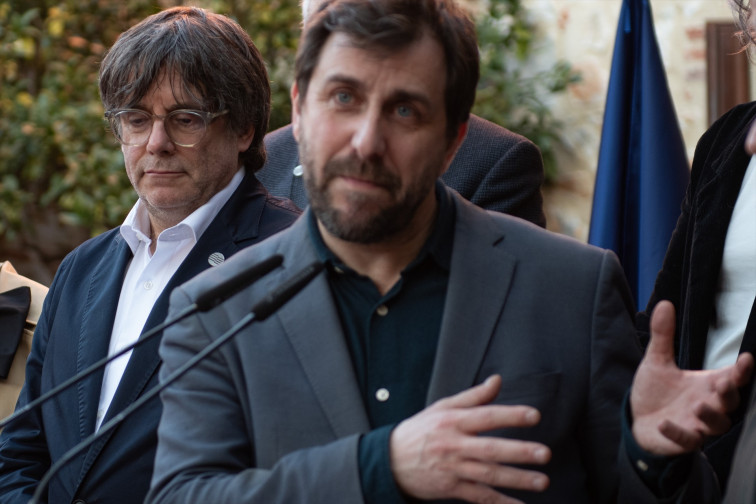 Dos reporteros de Ana Rosa son condenados por grabar mensajes del móvil de Toni Comín
