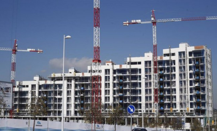 Piden que la Generalitat destine 850 millones de euros a vivienda protegida