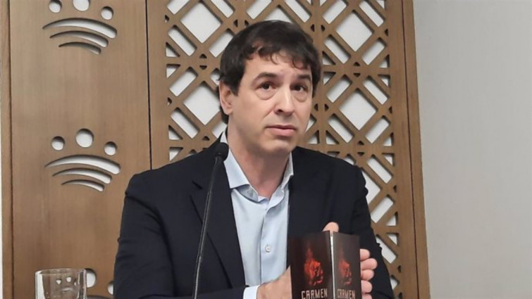 Piden juzgar al hermano de Pedro Sánchez por prevaricación y tráfico de influencias