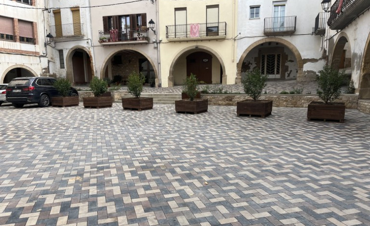 Caos por el apagón en Catalunya: 600 pasajeros de un AVE atrapados en un pueblo de 700 habitantes
