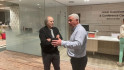 Serrat fue desalojado de un tren en Guadalajara durante el apagón