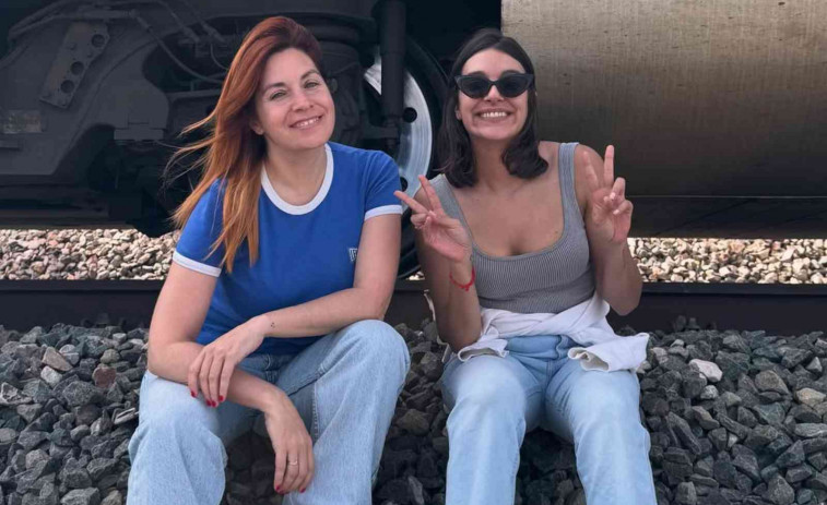 VÍDEO | El show de Ana Guerra y Leire Martínez tras quedar atrapadas en un tren por el apagón