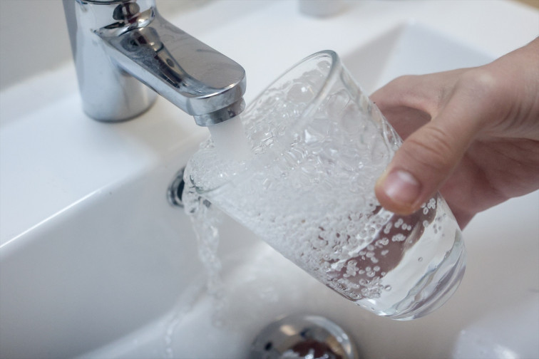 Badalona registra una bajada de presión de agua en algunas zonas por el apagón