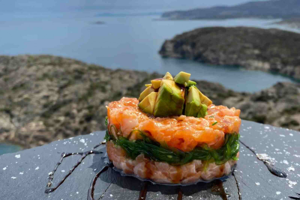 Un tataki de Salmón en el Restaurante Sa Freu