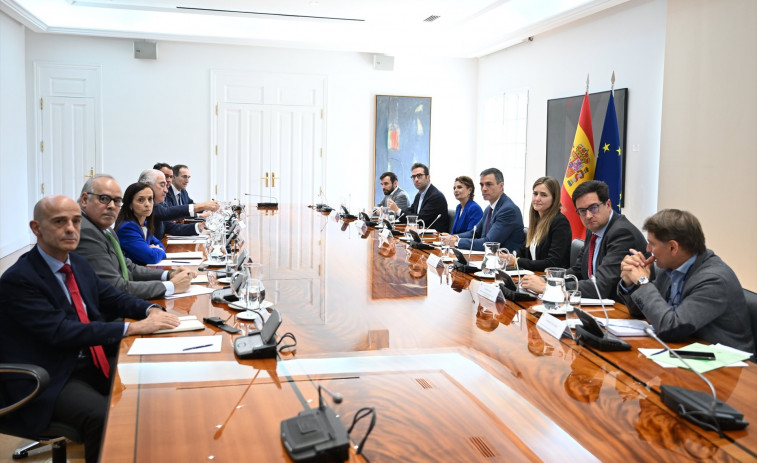 Sánchez exigió la 'caja negra' del apagón después de que Red Eléctrica descartase el ciberataque
