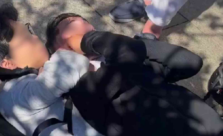VÍDEO | Un turista chino frustra un robo en Barcelona y se convierte en héroe