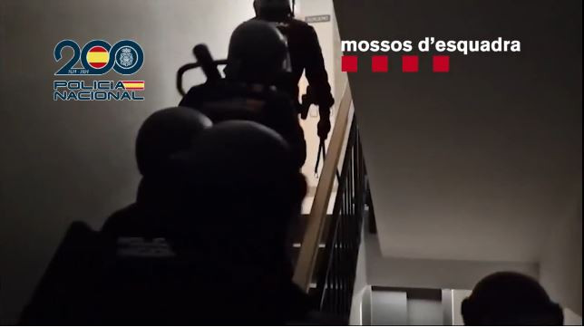 Golpe al yihadismo en Catalunya: tres radicales detenidos con armas y planes de ataque