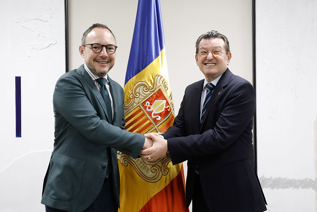 Andorra y la ONCE firman un convenio que permitirá a los residentes disfrutar de los servicios de la entidad
