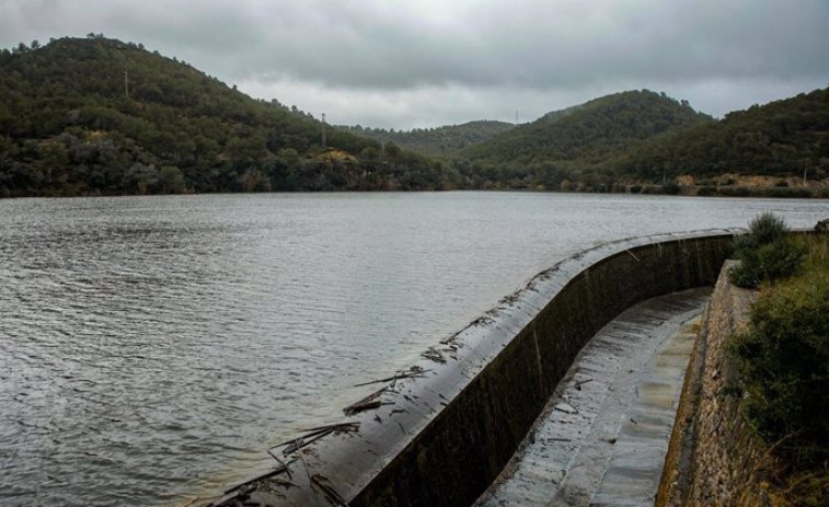 Catalunya apuesta por el agua regenerada y desalinizada para garantizar el 70% del suministro en 2029