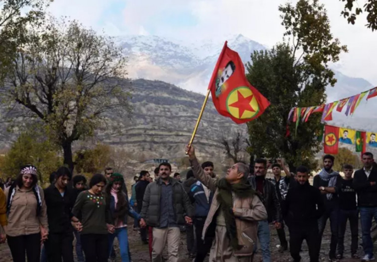 El PKK se disuelve y pone fin a su guerra contra Turquía tras 40 años