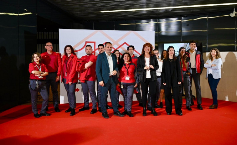 TMB renueva el uniforme para sus trabajadores después de 30 años