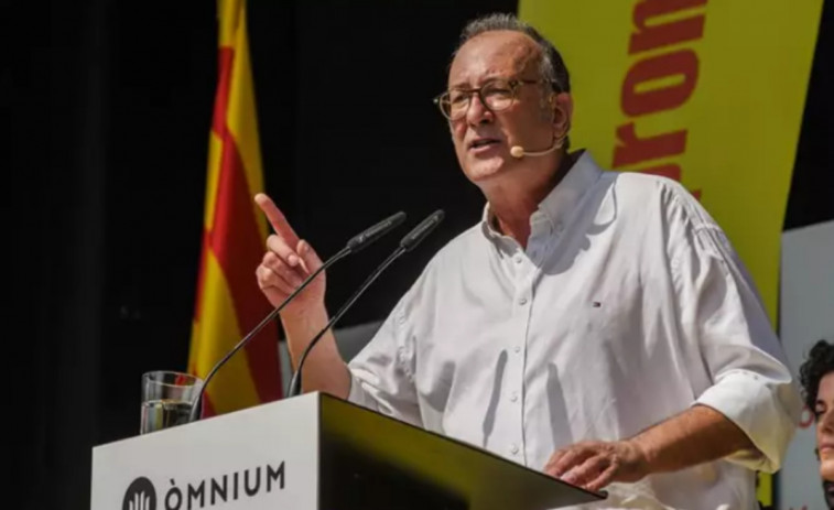 Òmnium y la Plataforma per la Llengua traicionan a Junts