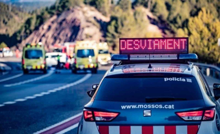 Fallece un motorista tras salir de la vía en la C-32 a la altura de Arenys de Mar