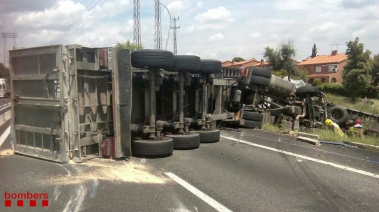 El Govern lanza 662 medidas para mejorar la seguridad vial en 2025: ¿Arreglarán el caos de la AP-7?