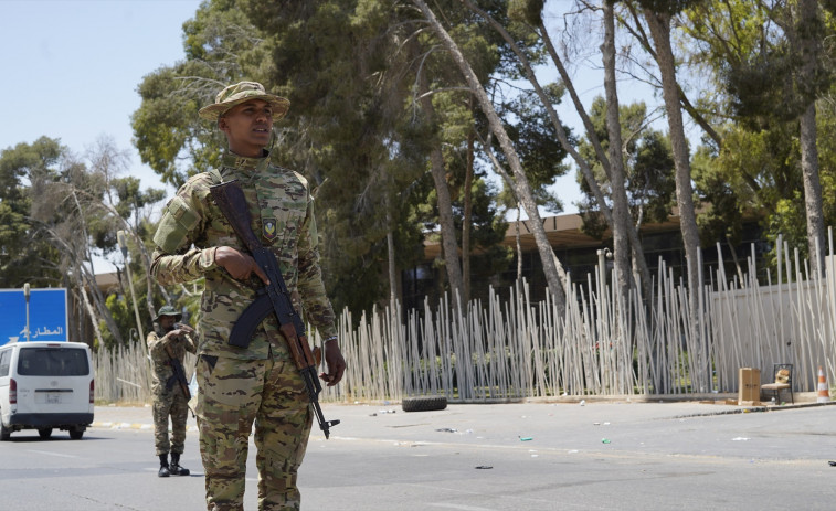 Tensión extrema: Empresarios de Tarragona pasan la noche en un sótano por la guerra en Líbia