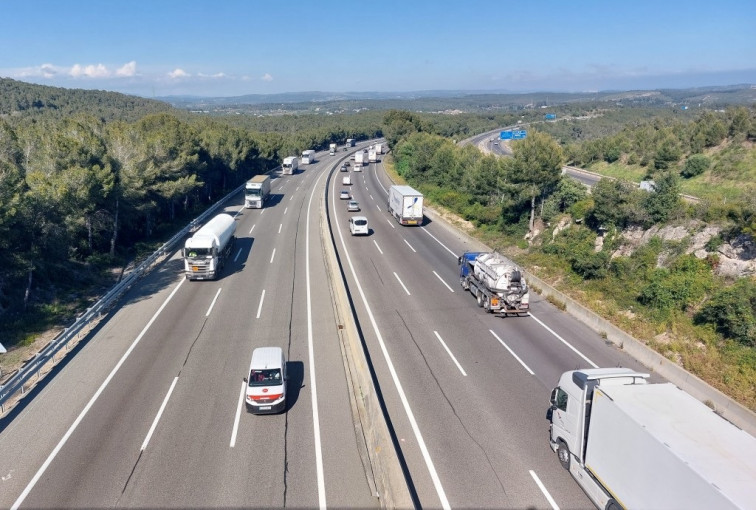 La AP-7 estará cortada la noche de este sábado al domingo a la altura de Amposta