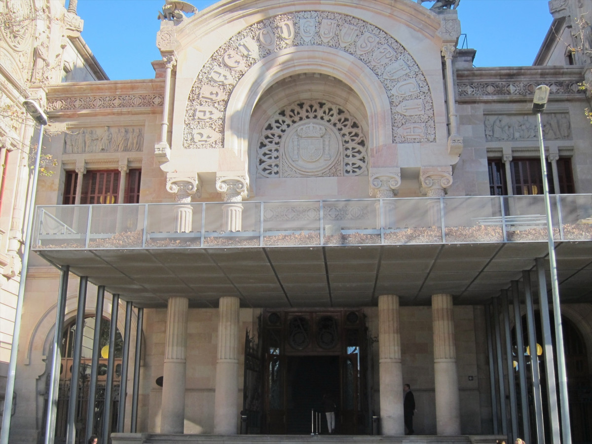 EuropaPress 2533238 fachada audiencia barcelona