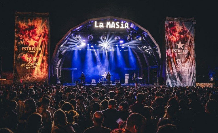 Renfe reforzará la línea R2 Sud con un tren nocturno por el Festival Vida de Vilanova
