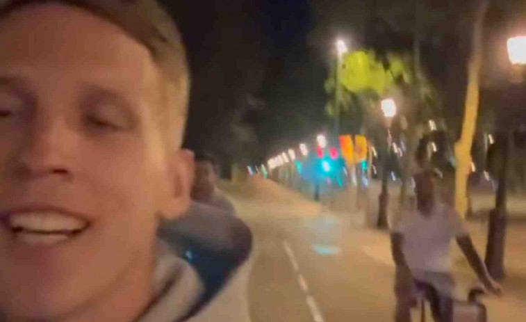 VÍDEO | Cuatro cracks del Barça celebran el título de Liga yendo al hospital en bici