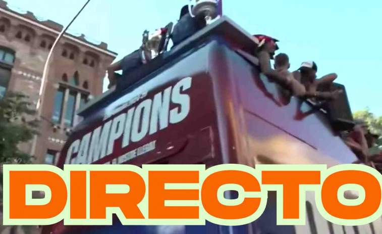 DIRECTO | Sigue la rúa del Barça en Barcelona: el campeón de Liga celebra por todo lo alto su victoria