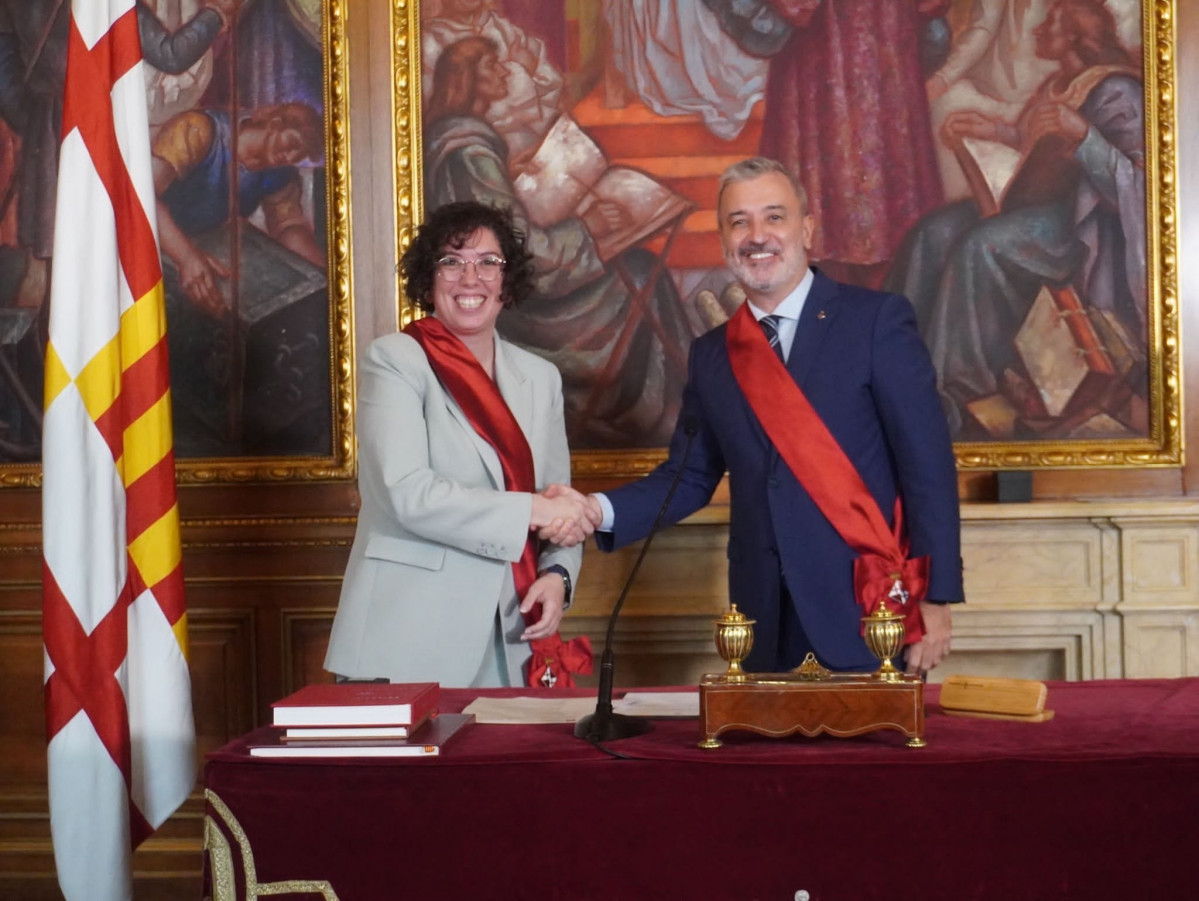 EuropaPress 6206150 carme lleo acto posesion concejal ayuntamiento barcelona junto alcalde