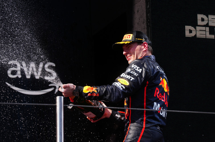 Verstappen reactiva el Mundial a Imola ante los McLaren