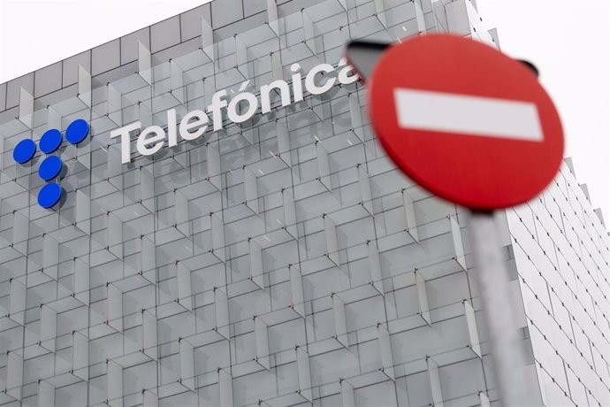 Telefónica resuelve la incidencia que ha afectado a las comunicaciones de los teléfono fijos en varias comunidades