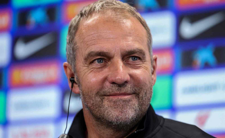 ¡Confirmado! Hansi Flick renueva con el Barça hasta 2027 tras una temporada histórica