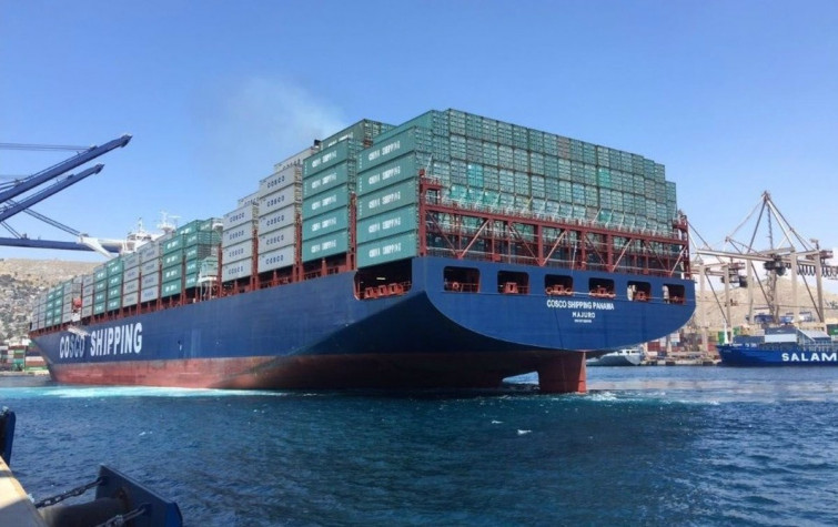 La guerra fría de los aranceles llega a Europa: el gigante chino Cosco envía su mayor buque portacoches