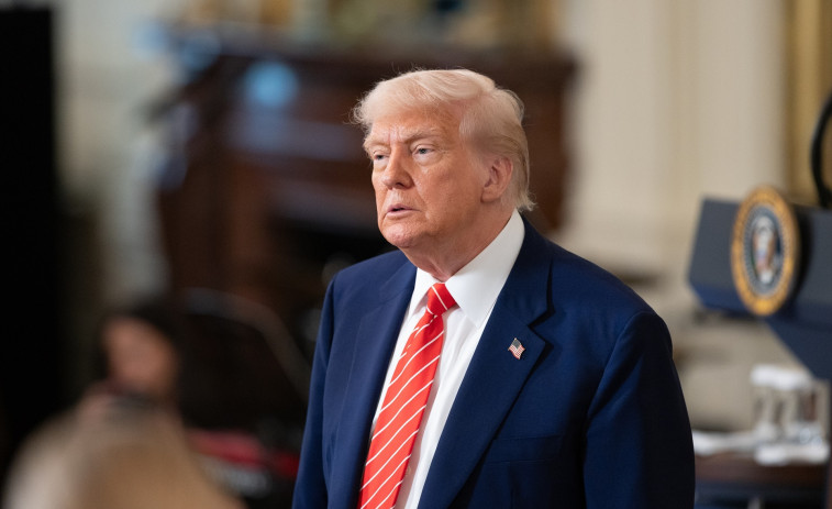 Caída libre de los bancos en el Ibex 35 tras la amenaza de Trump de aranceles al 50%