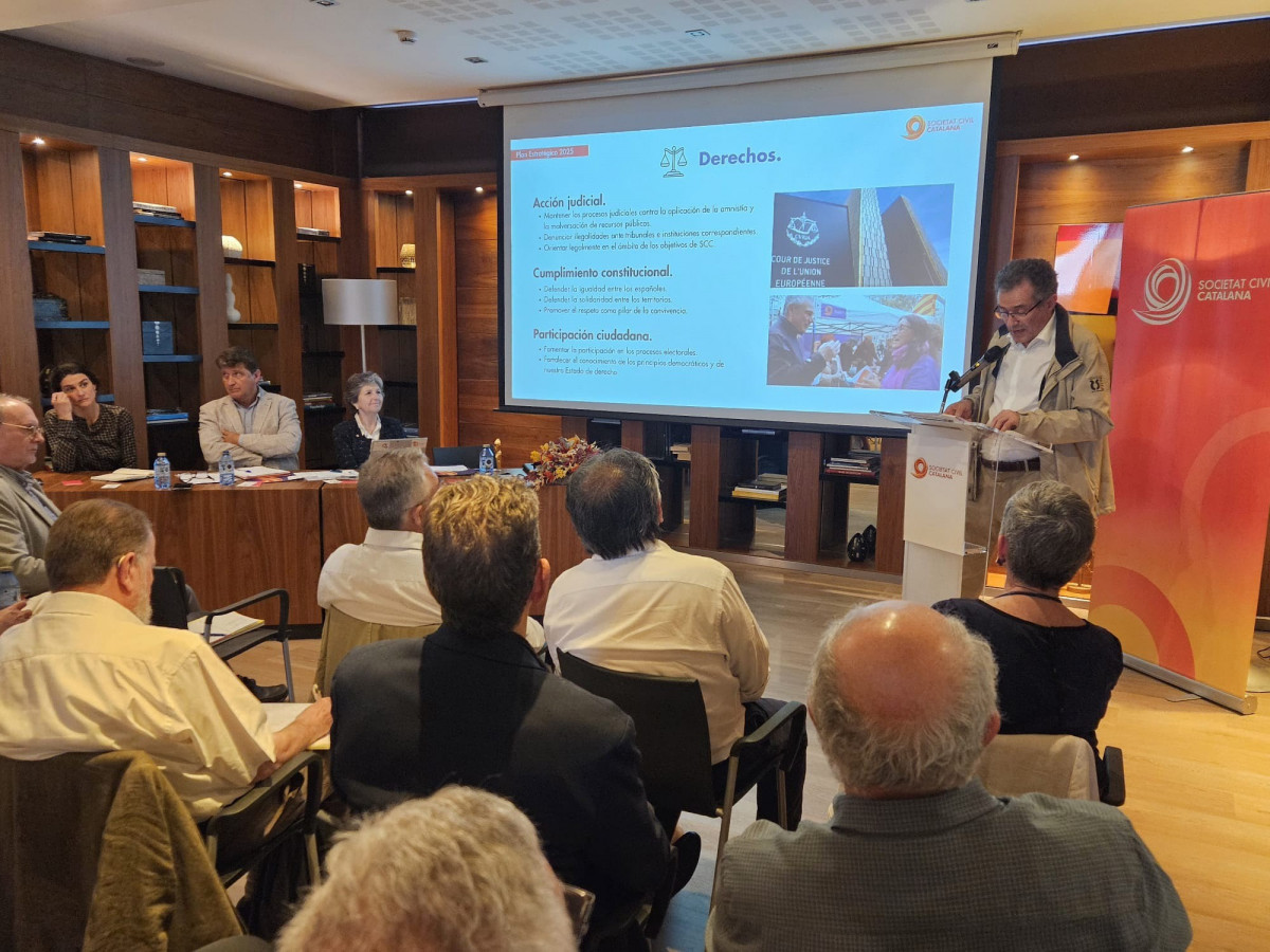 Álex Ramos en la asamblea