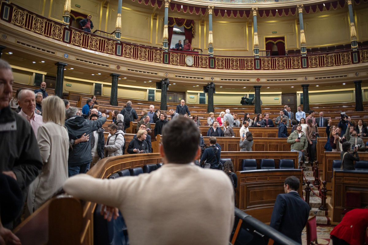EuropaPress 6374217 ciudadanos hemiciclo jornada puertas abiertas congreso diputados 29