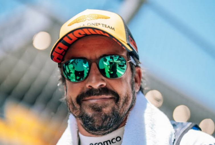 Fernado Alonso, eufórico tras puntuar en el GP de España: 