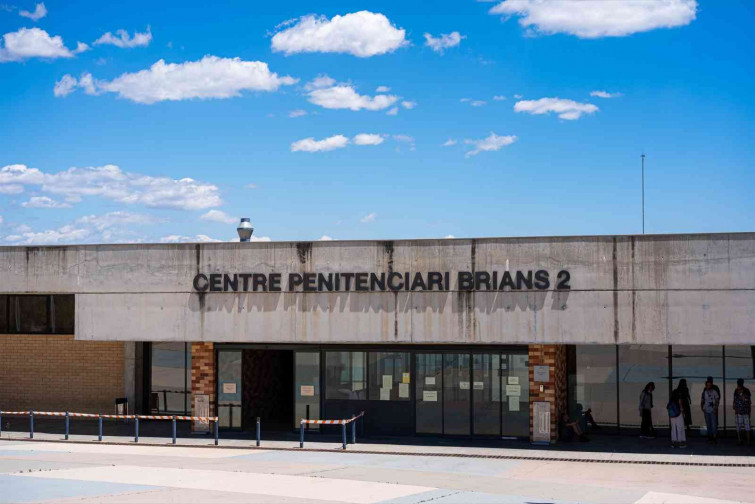 La prisión de Brians 2 repartirá papel de plata a los internos para inhalar droga sin riesgos
