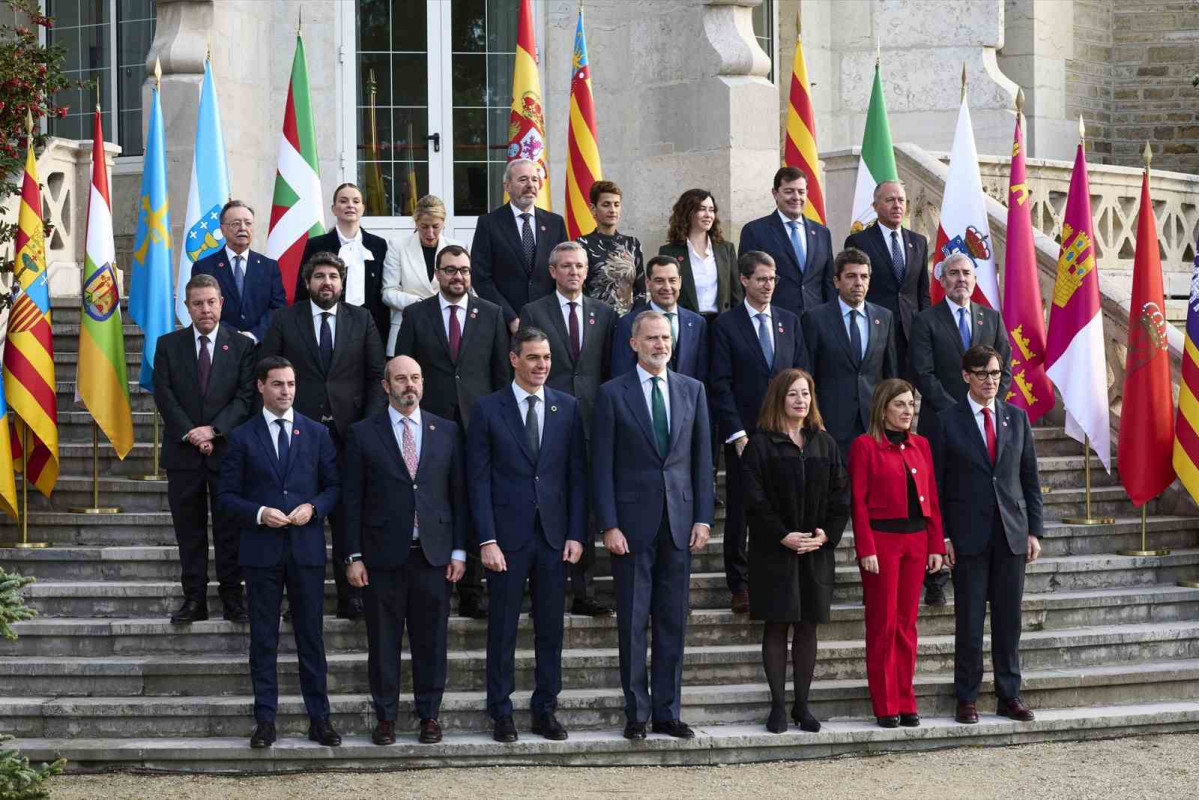 Archivo   Foto de familia de la XXVII Conferencia de Presidentes, en el Palacio de la Magdalena, a 13 de diciembre de 2024, en Santander, Cantabria (España).   C. Ortiz   Europa Press   Archivo